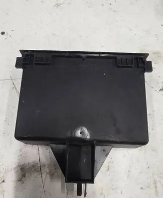 Volkswagen Polo III 6N 6N2 6NF Dashboard storage box/compartment 1J0857058B