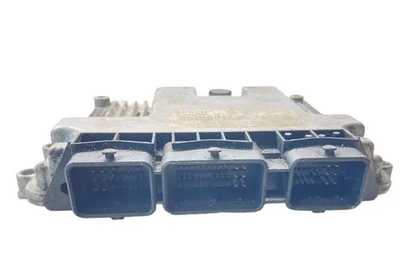 Renault Scenic II - Grand scenic II Engine control unit/module 0281012589 8200527723