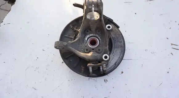 Volkswagen PASSAT CC Front wheel hub