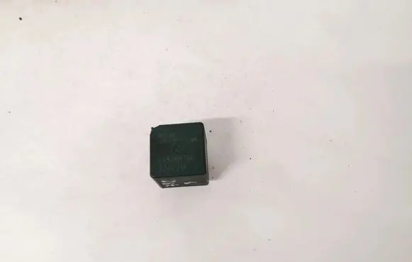 Jeep Grand Cherokee (WJ) Other relay 04848879aa