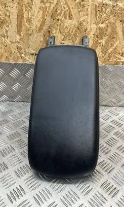 Toyota RAV 4 (XA40) Armrest