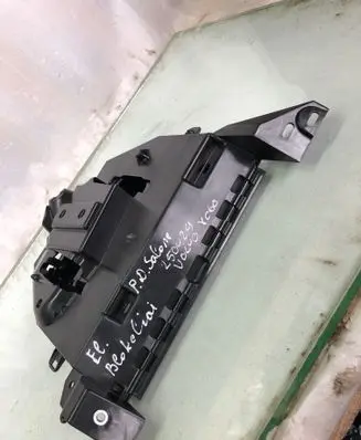 Volvo XC60 Engine control unit box 31423266