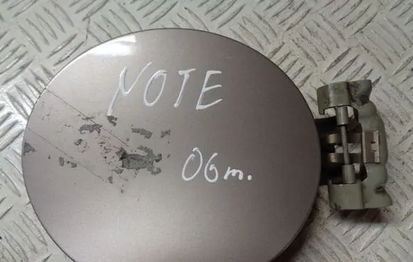 Nissan Note (E11) Fuel tank cap