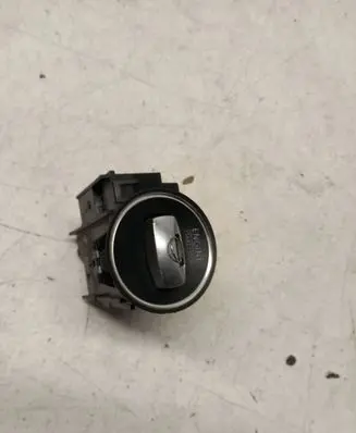 Volkswagen PASSAT B6 Ignition lock contact 3C0905843 33303301 2855Q07S