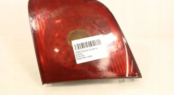 Volkswagen Phaeton Rear/tail lights 333622R