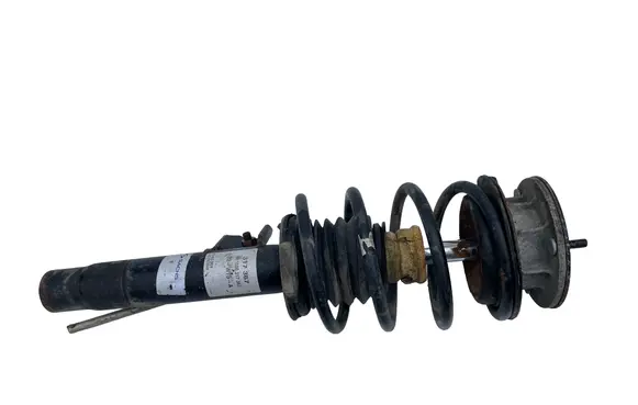 Front shock absorber with coil spring