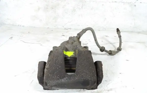 Ford Focus C-MAX Front brake caliper