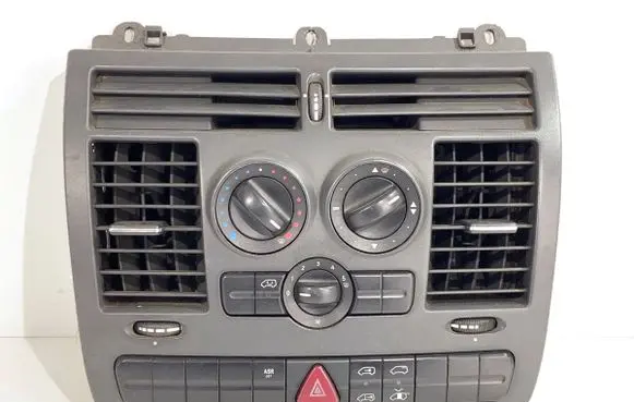 Mercedes-Benz Vito Viano W639 Interior fan control switch 