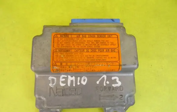 Mazda Demio Airbag control unit/module DC2057K3X
