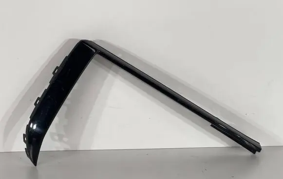 Porsche Cayenne (9Y0 9Y3) Front bumper upper radiator grill 9Y0807686