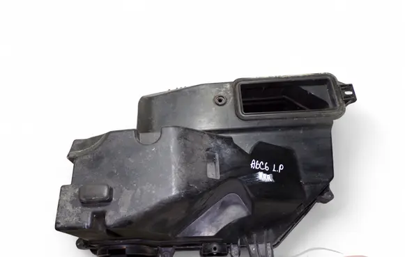 Audi A6 S6 C6 4F Fuse box cover 