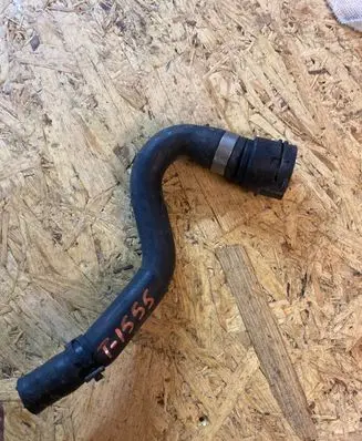 Skoda Octavia Mk3 (5E) Engine coolant pipe/hose 5Q0122101S