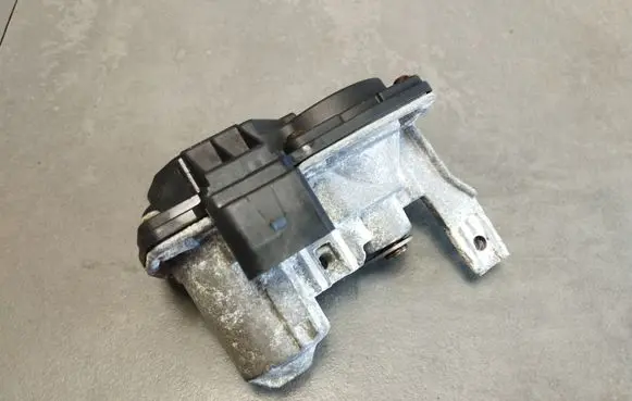 Audi A5 Sportback 8TA Throttle valve 5Q0253691E
