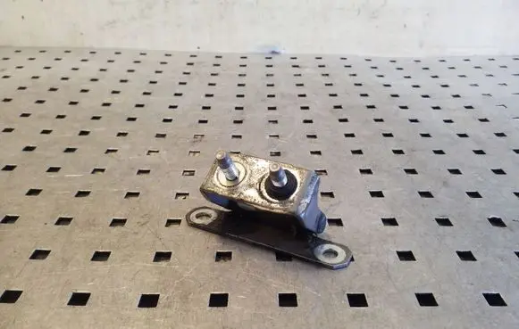 Nissan X-Trail T31 Tailgate/trunk/boot hinge
