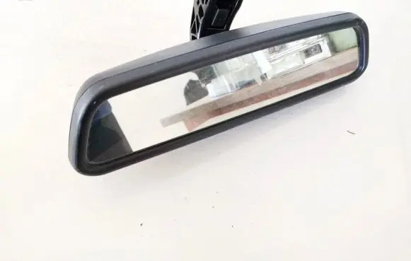 BMW 5 E60 E61 Rear view mirror (interior) e1010588