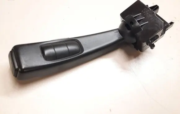 Volvo V50 Indicator stalk 17D770