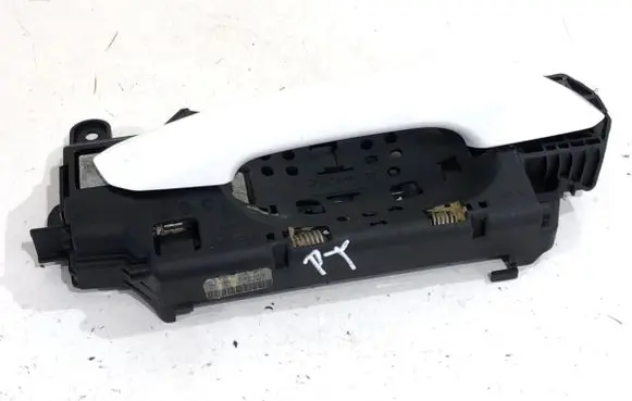 Rear door exterior handle