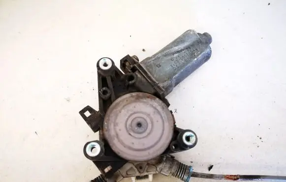 Mitsubishi Galant Rear door window regulator motor ay0621008971 ay062100-8971