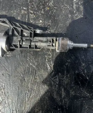 BMW X4M F98 Fuel injector 8671991