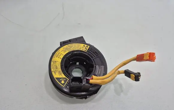 Toyota Avensis T250 Airbag slip ring squib (SRS ring) 8LJ0619