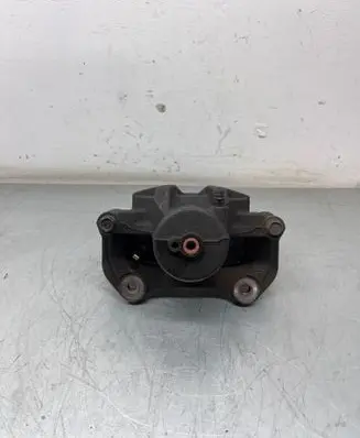 Hyundai Tucson TL Front brake caliper