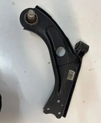 Peugeot 3008 II Front control arm 9846329080