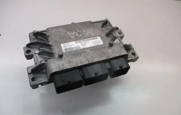 Ford Focus Engine control unit/module BV6112A650CD S180127007 PNDA