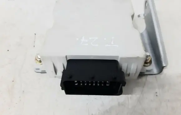 Toyota Corolla Verso AR10 Window wiper relay 150696