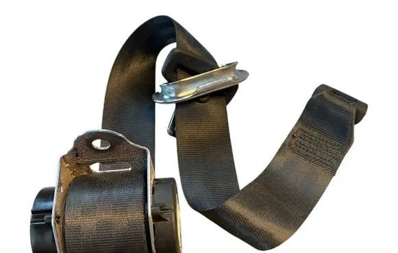 Skoda Yeti (5L) Rear seatbelt 5L6857447 615234100