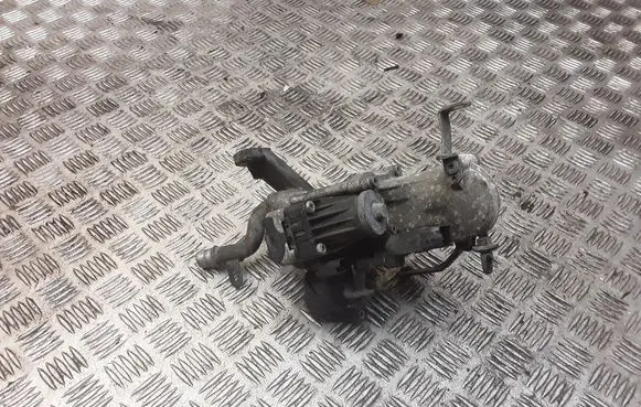 Peugeot 3008 I EGR valve cooler 31358502