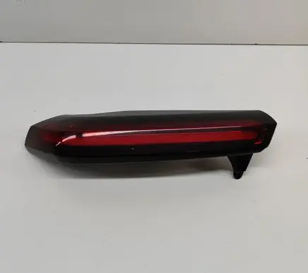 Citroen C4 III e-C4 Tailgate rear/tail lights 9831120680