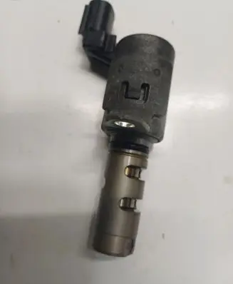 Volvo V40 Camshaft vanos timing valve 4M5G6L713AE
