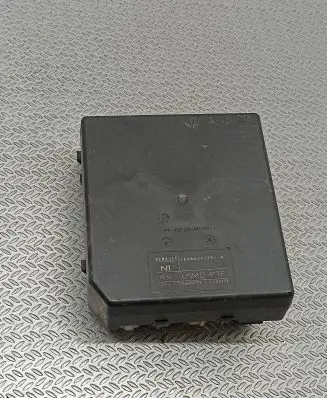 Renault Laguna III Comfort/convenience module 284B60012R 519134415 3400066793
