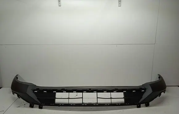 Front bumper lip