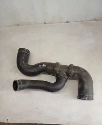 Intercooler hose/pipe