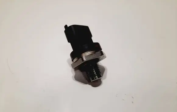 Renault Scenic III - Grand scenic III Fuel pressure sensor 