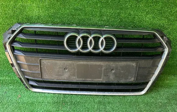 Audi A4 S4 B9 Front bumper upper radiator grill 8W0853651