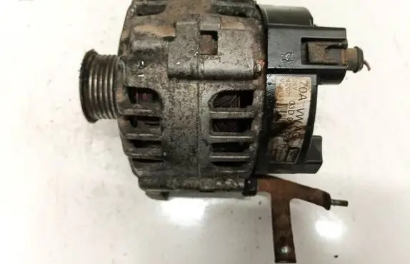 Skoda Praktik (5J8) Generator/alternator 03d903025h
