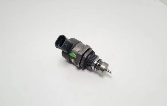 Volvo XC60 Fuel pressure regulator 31216313 0281002990