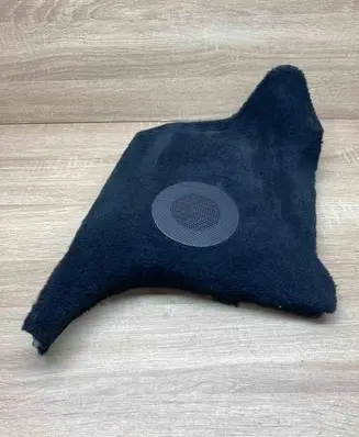 Mercedes-Benz E W211 Foot area side trim A2116800206 A2208202402