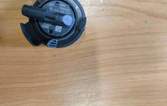 Mercedes-Benz C W205 Airbag deployment crash/impact sensor A2229051500 03674 150319
