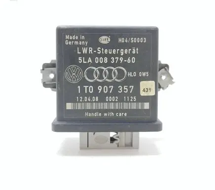 Skoda Octavia Mk2 (1Z) Light module LCM 1T0907357 5LA00837960 00021125