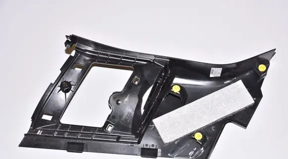 BMW i3 (C) pillar trim 7272428