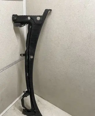Tesla Model S Wiper trim 100897600F