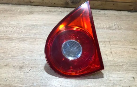 Volkswagen Golf V Tailgate rear/tail lights 6945094