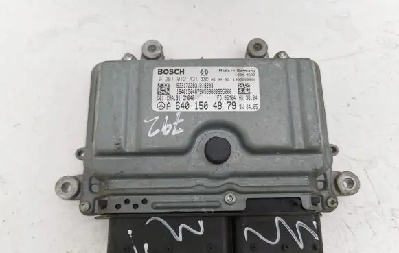 Mercedes-Benz B W245 Engine control unit/module 0281012431 A6401504879