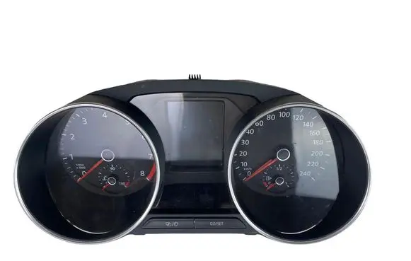 Volkswagen Polo V 6R Speedometer (instrument cluster) 6C0920740E