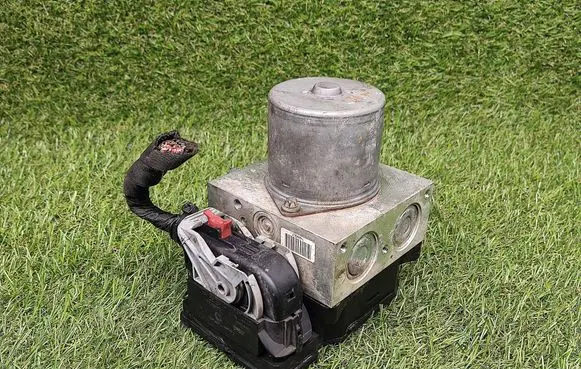 Volkswagen PASSAT CC ABS Pump 3AA614109BK 17654070 54085622V