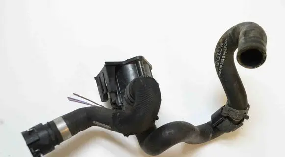 Audi A4 S4 B8 8K Electric auxiliary coolant/water pump 8K0819147