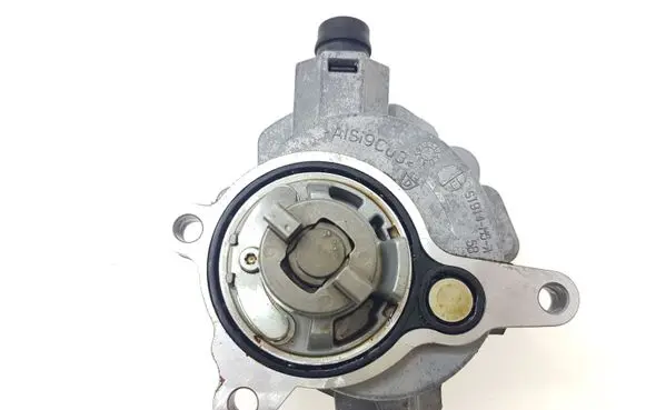 Ford Fusion II Vacuum pump BB5E2A451 BB5E2A451BD D87TA